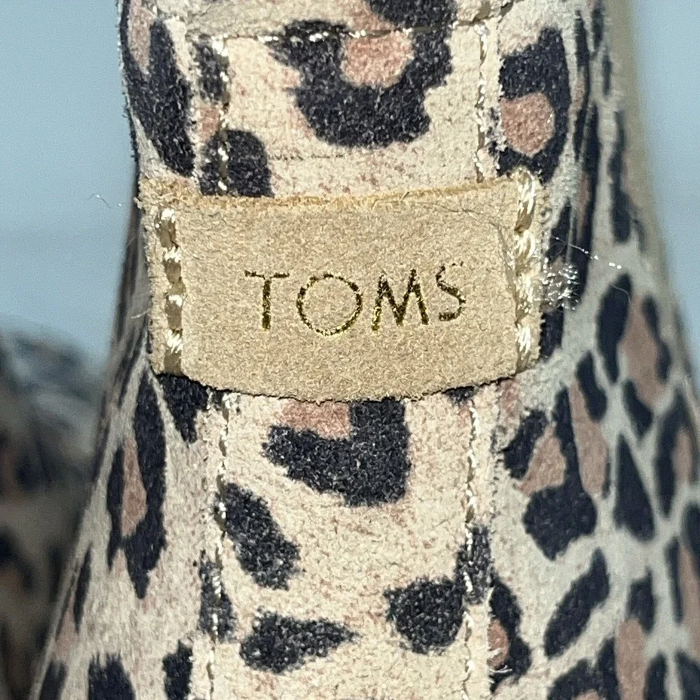 Toms Kelsey Desert Tan Leopard Pull On Wedge Heel Suede Ankle Boot Sz 8.5 Comfor